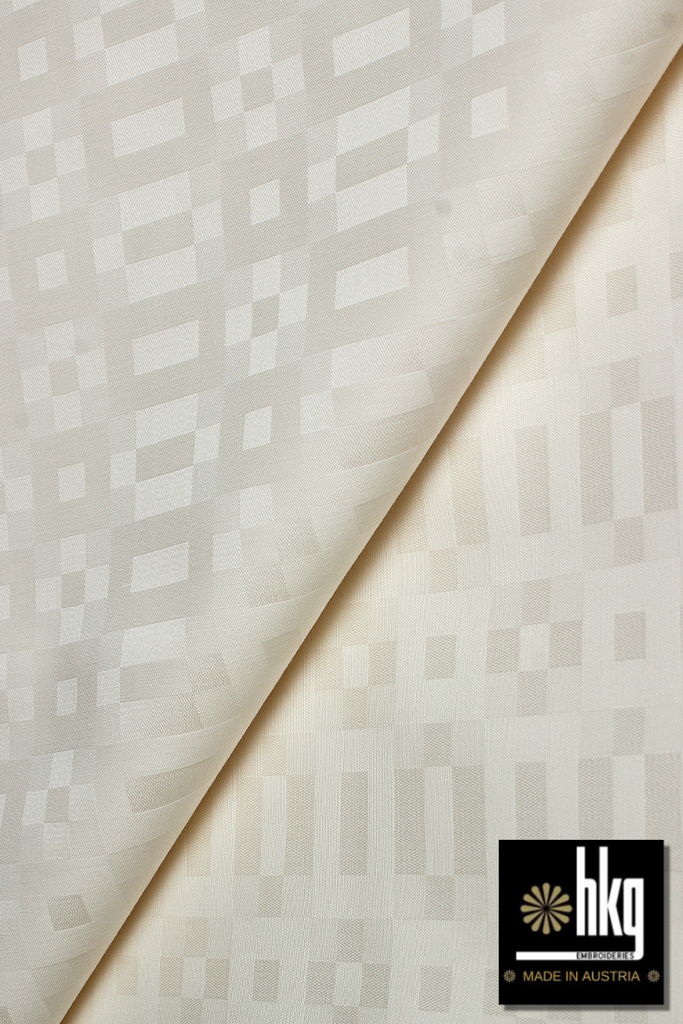 HKG096-IVO – HKG Atiku Swiss Voile – Ivory (5 yards)