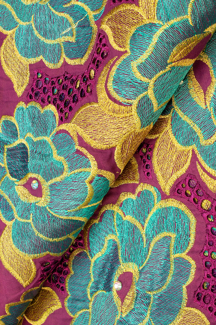 IRE592-MAG - Voile Lace - Magenta, Sea Green & Gold