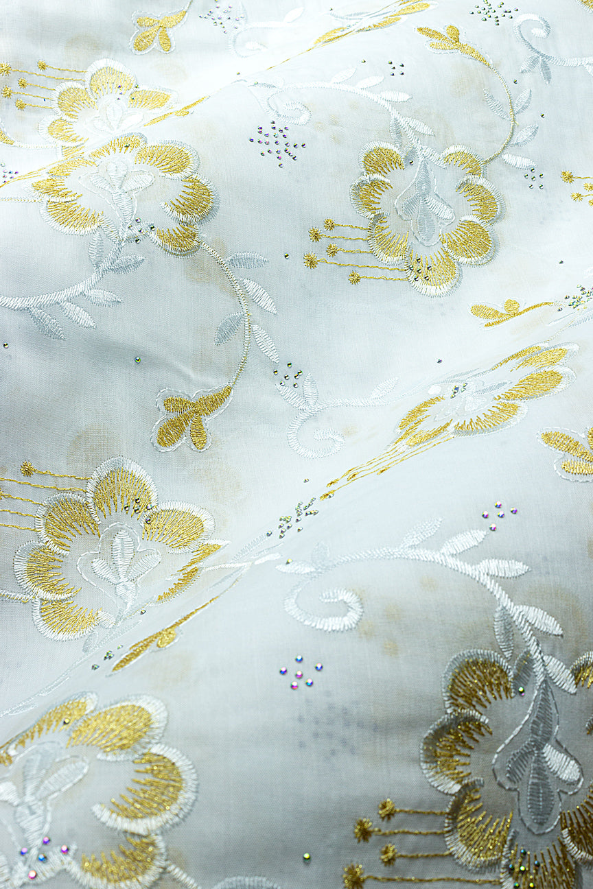 IRE678-WGD - Voile Lace - White & Gold