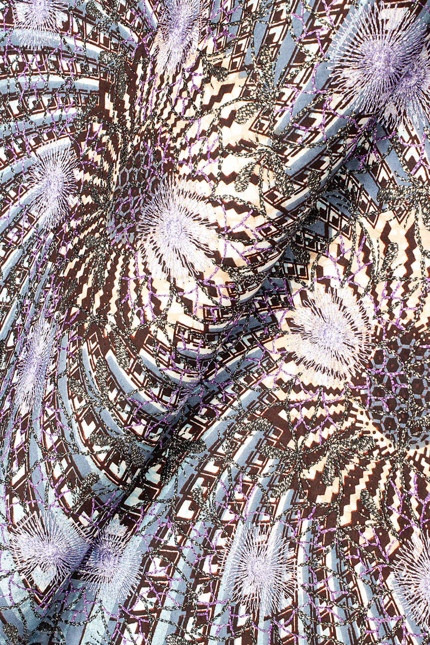 VLL185 - Exclusive Vlisco Holland Wax Embroidered Lace